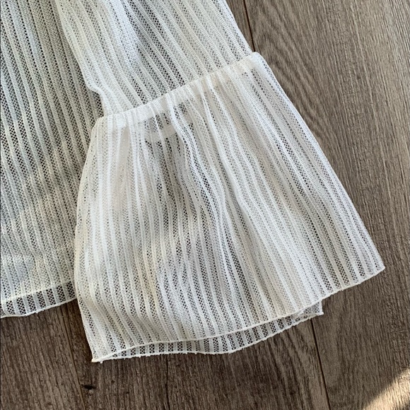 Aritzia Babaton Humbert Blouse in White - Picture 4 of 4